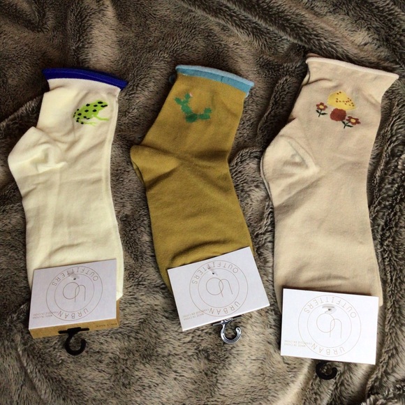 *FLASH SALE* 18 Pairs NWT Urban Outfitters Roll Up Crew Socks Set - Picture 8 of 11